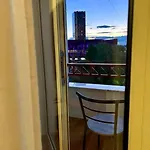 Stadium Apartment25